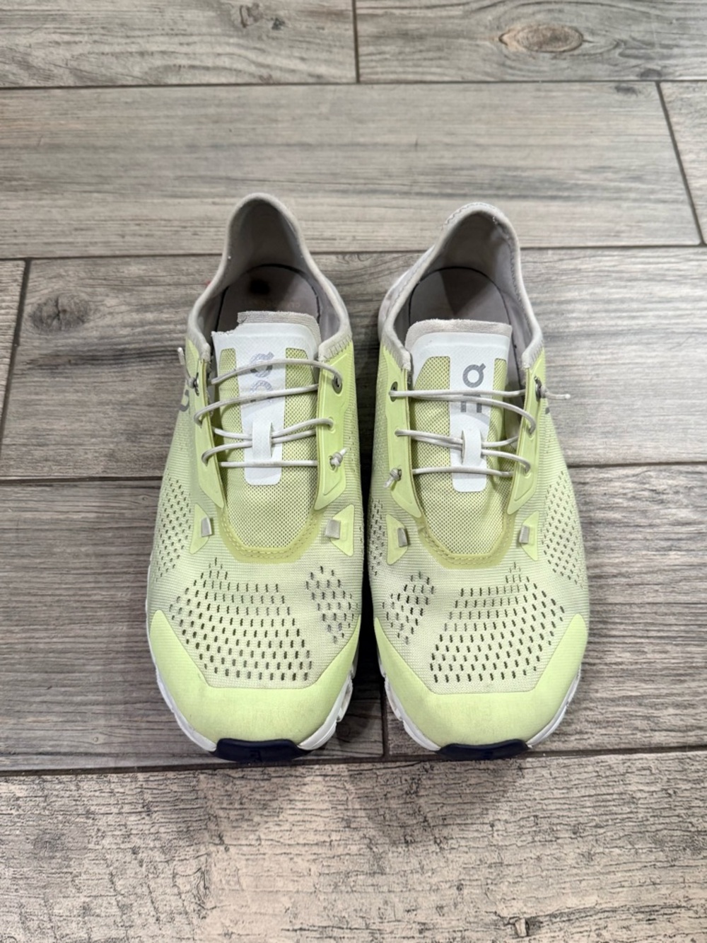 On Cloud Women's Light Green Sneakers - Picture 3 of 5